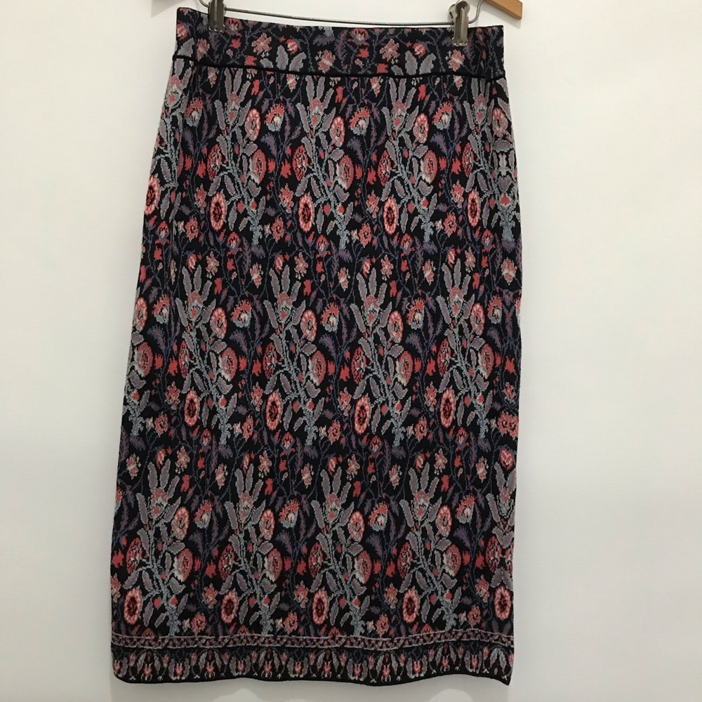 NWOT Peruvian Connection Floral Knit Midi Skirt in Navy and Coral Size M
